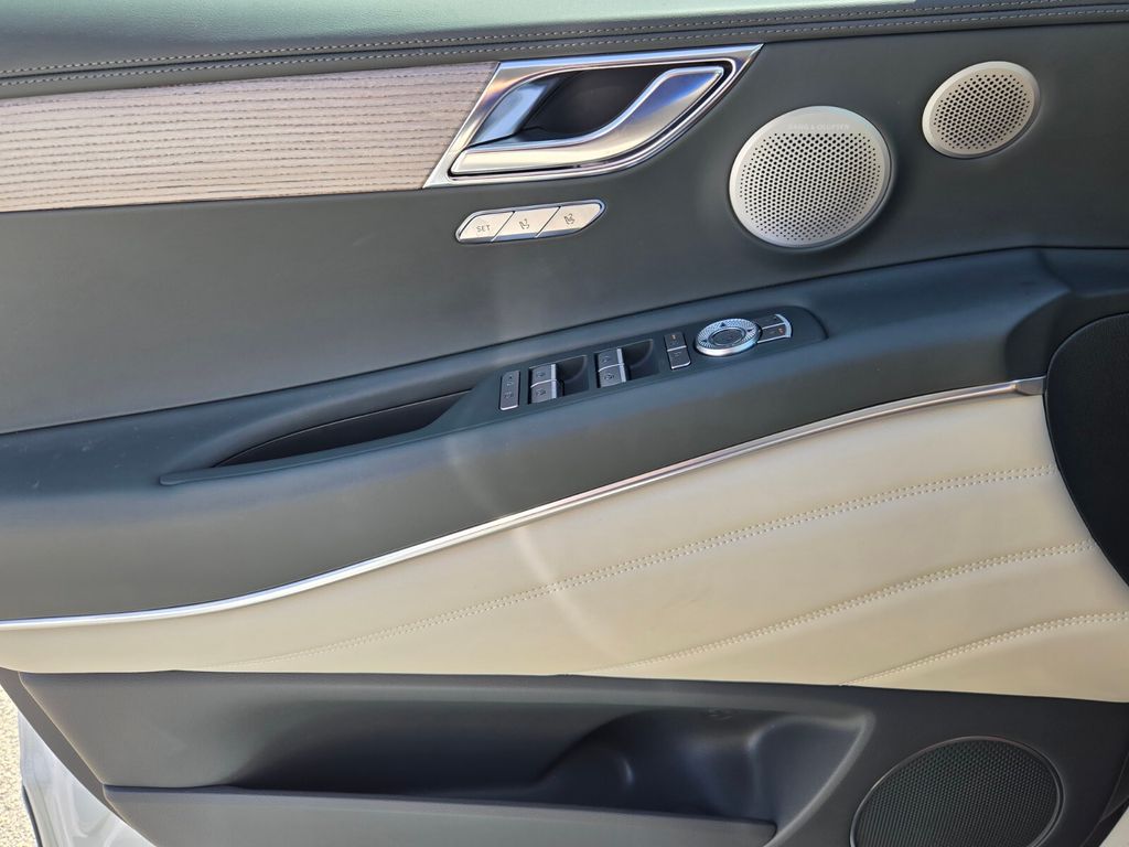 2026 Genesis GV80 - $69,029