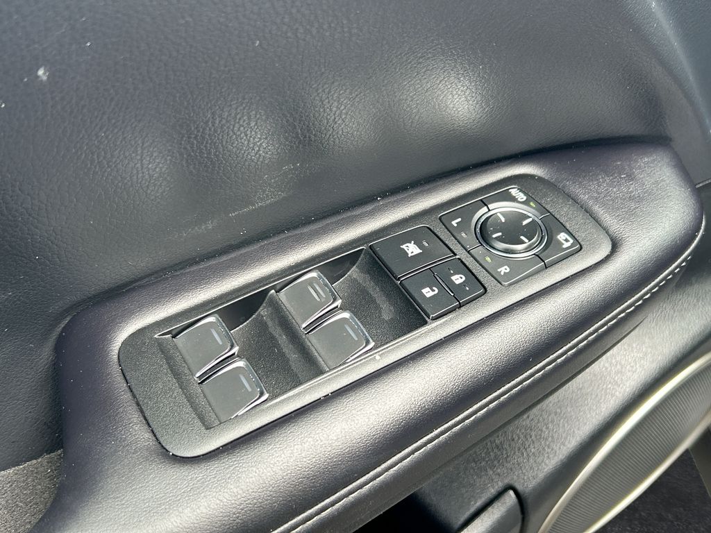 Thumbnail: 2021 Lexus RX - 16