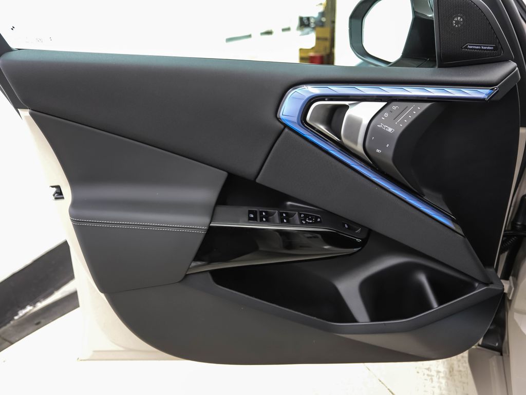 Thumbnail: 2026 BMW X3 - 9