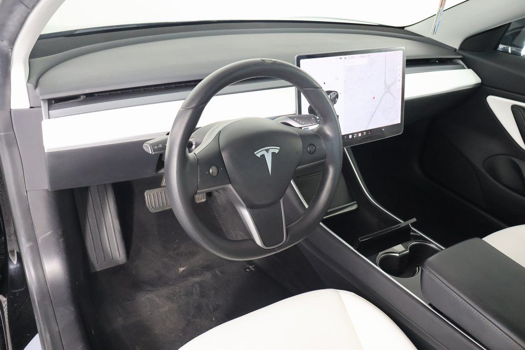 Thumbnail: 2019 Tesla Model 3 - 7