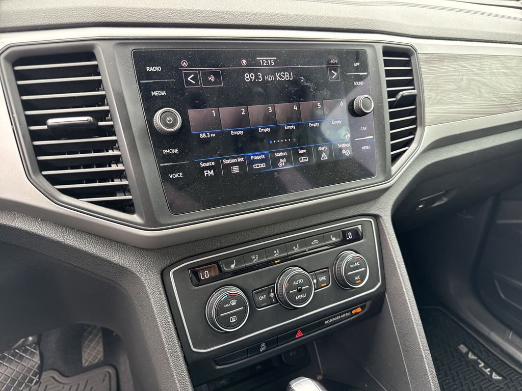 2021 Volkswagen Atlas Cross Sport 2.0T SE  at Tom Peacock Cadillac