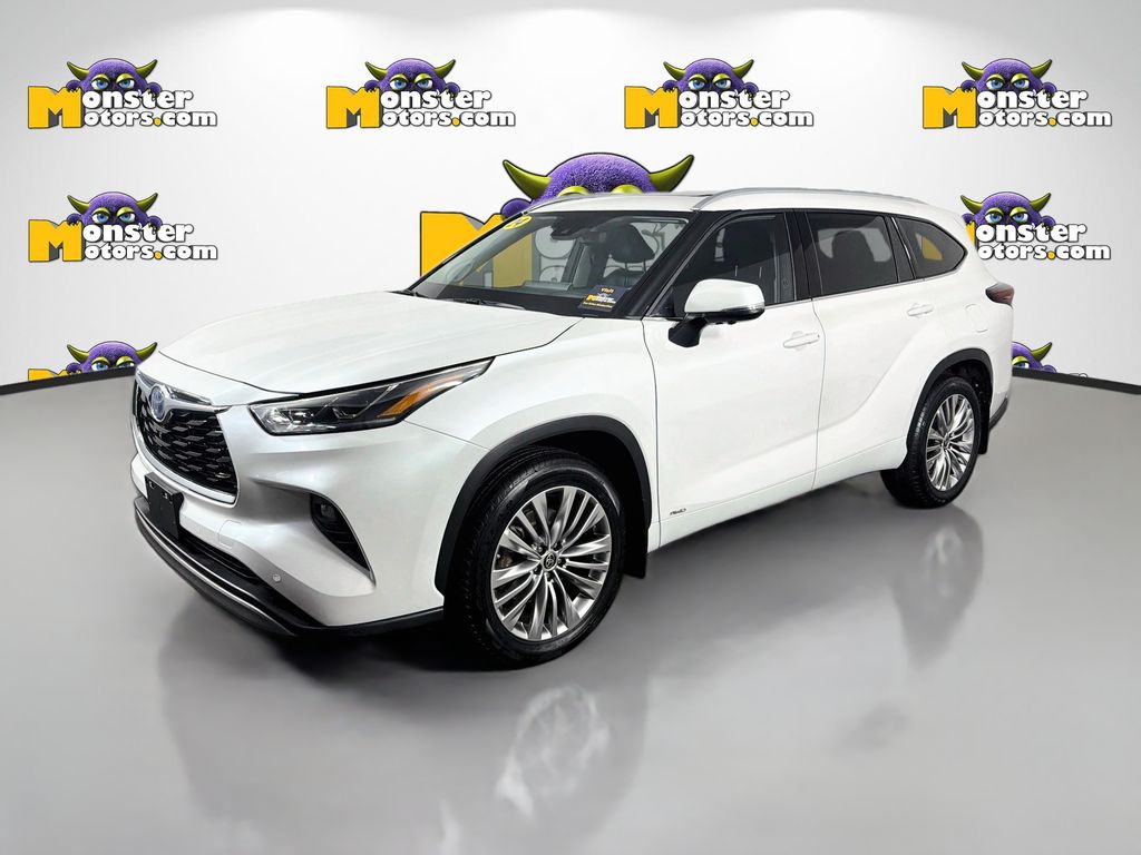 White 2024 Toyota Highlander Hybrid SUV / Crossover All-Wheel Drive Continuously Variable Transmission
