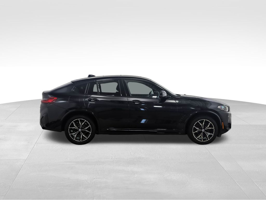 Thumbnail: 2023 BMW X4 - 6