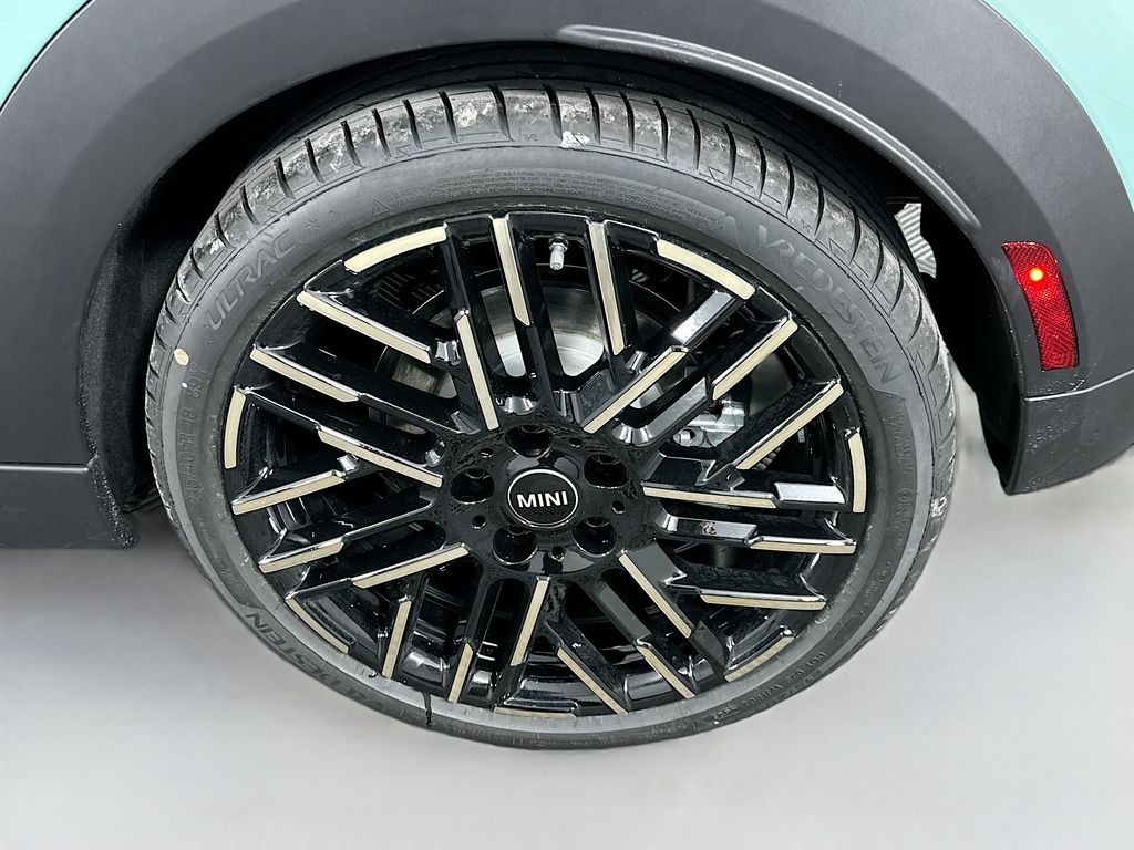 Thumbnail: 2026 MINI Cooper - 22