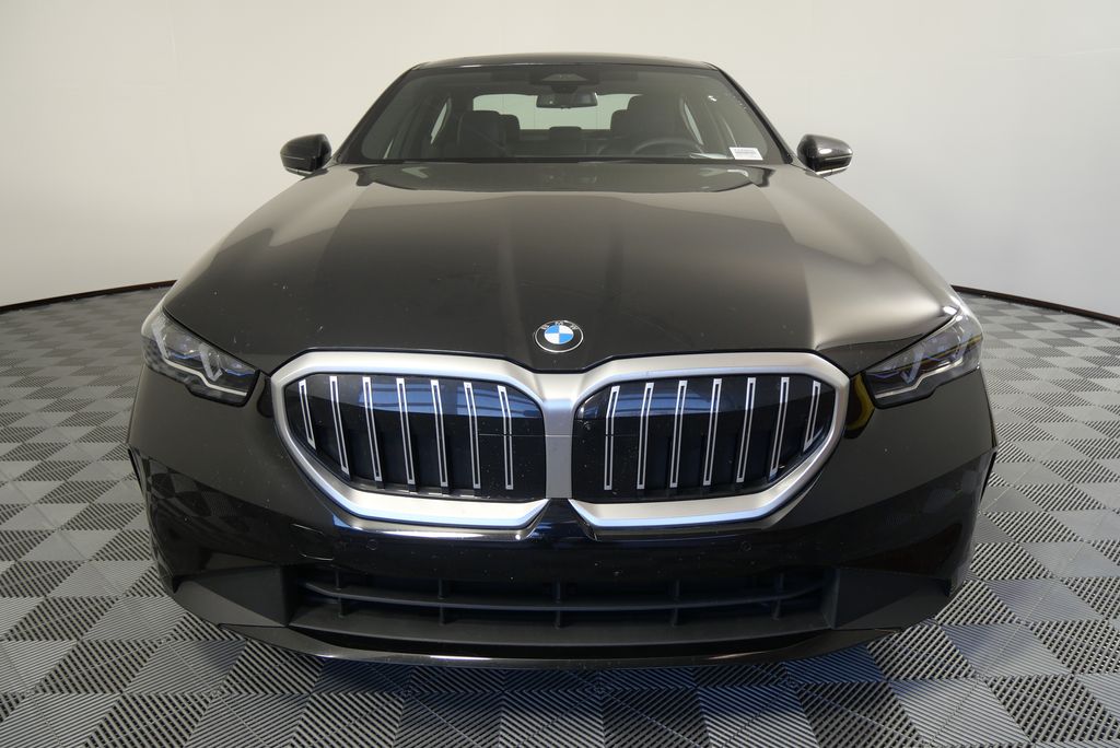 2024 BMW 5 Series 530i xDrive 8