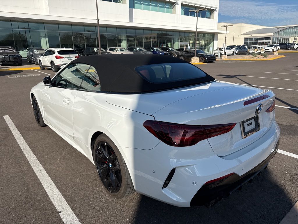 Thumbnail: 2025 BMW 4 Series - 5