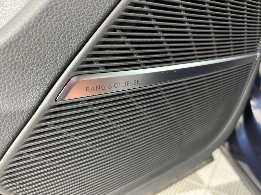 Thumbnail: 2025 Audi Q7 - 32