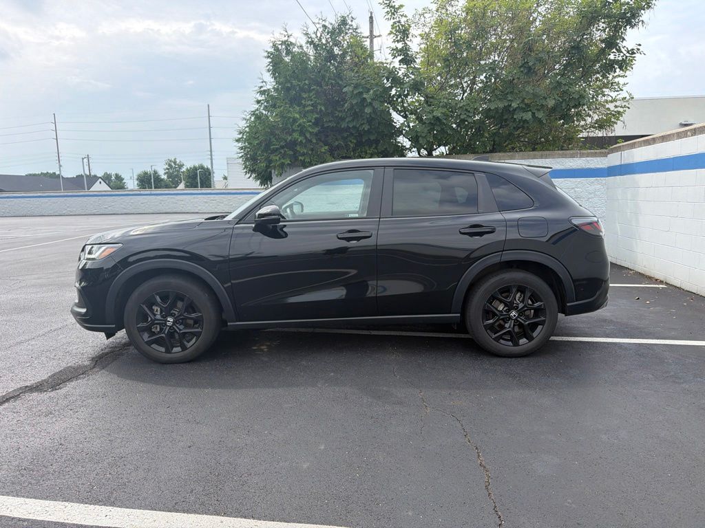 Thumbnail: 2024 Honda HR-V - 2