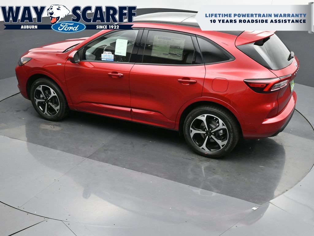 2025 Ford Escape ST-Line Elite