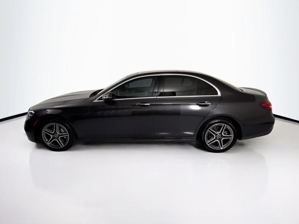 Thumbnail: 2023 Mercedes-Benz E-Class - 8