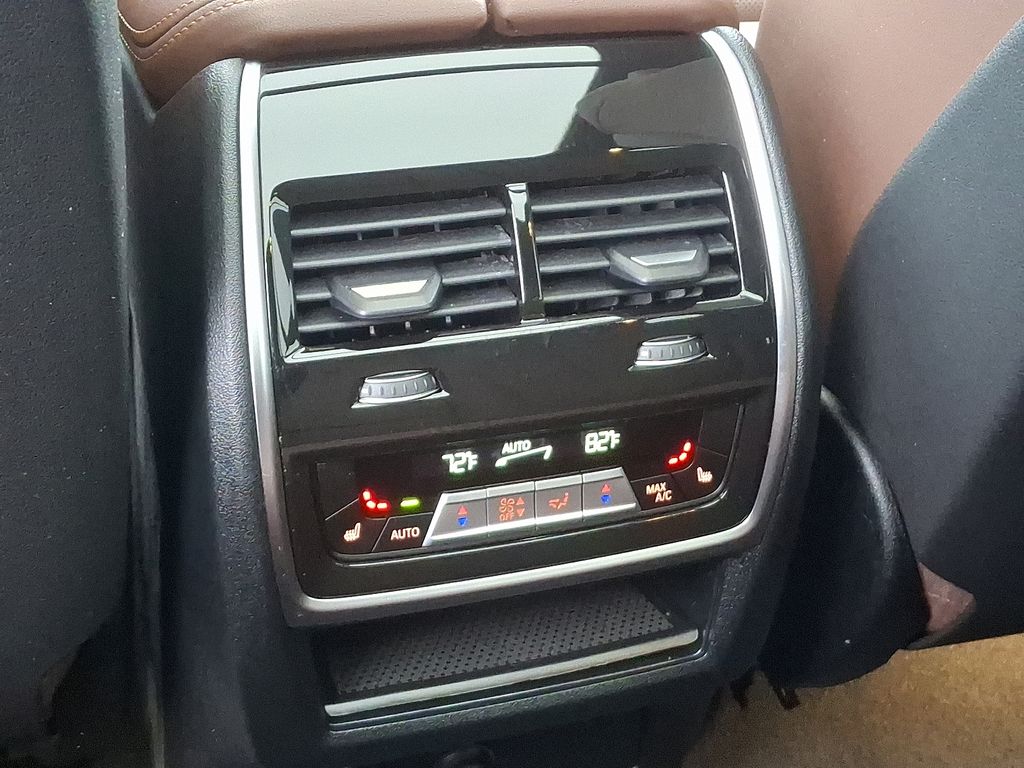 Thumbnail: 2023 BMW X5 - 11