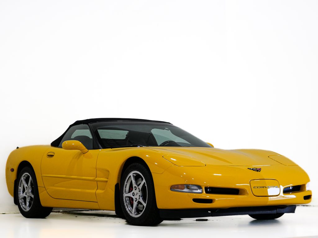 2004 Chevrolet Corvette Convertible RWD