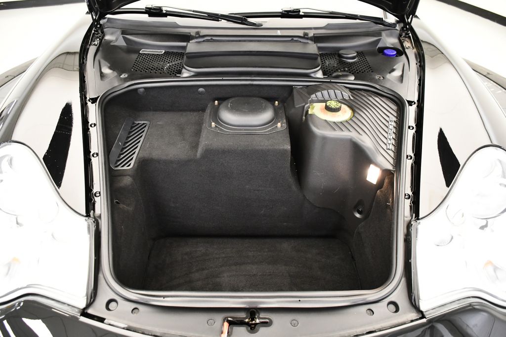 Thumbnail: 2003 Porsche 911 - 12