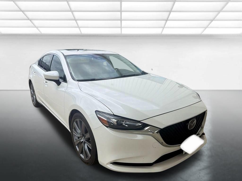 Snowflake White Pearl 2018 Mazda MAZDA6 Sedan Front-Wheel Drive 6-Speed Automatic