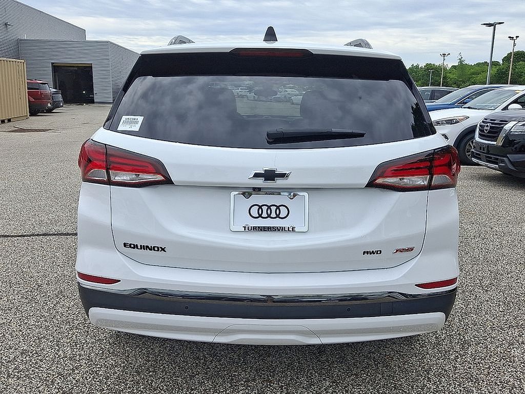 Thumbnail: 2023 Chevrolet Equinox - 5