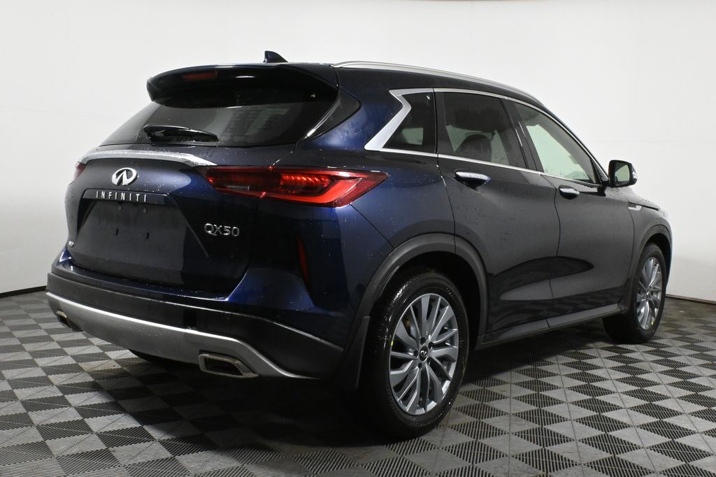 2025 INFINITI QX50 Luxe 7