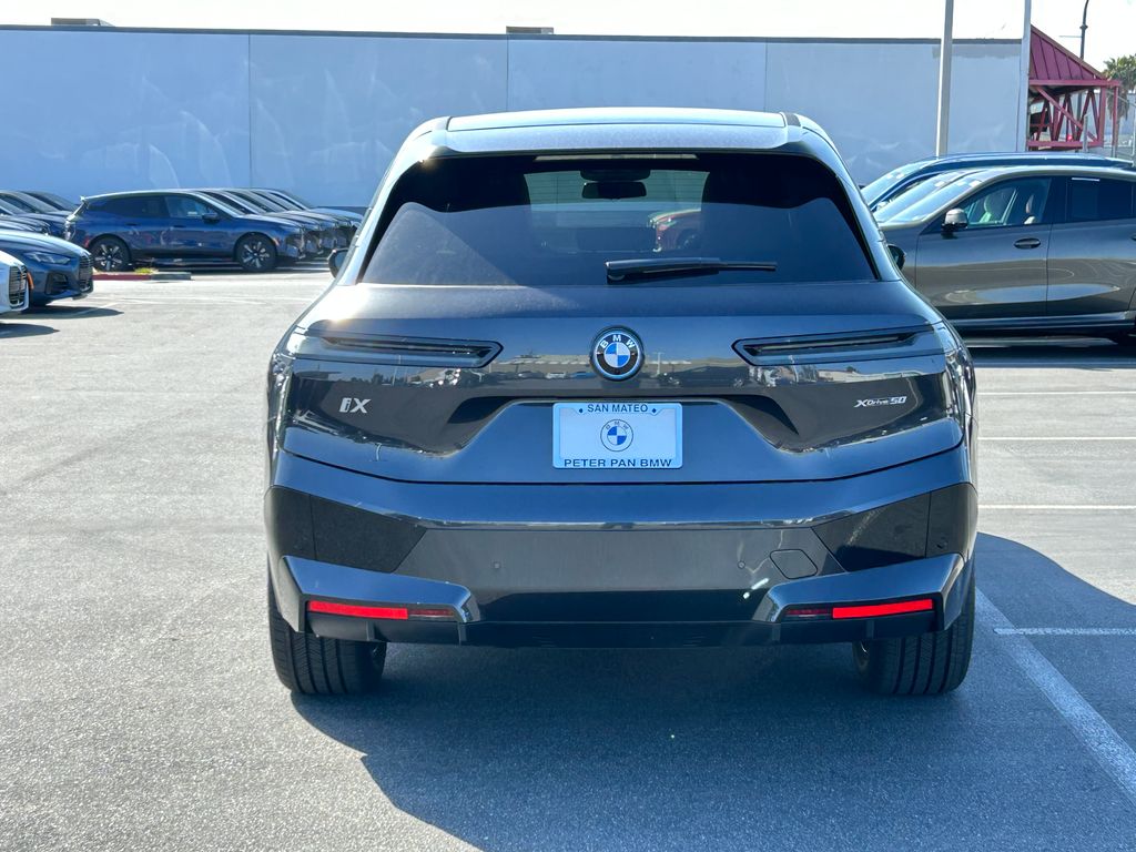 2025 BMW iX xDrive50 4