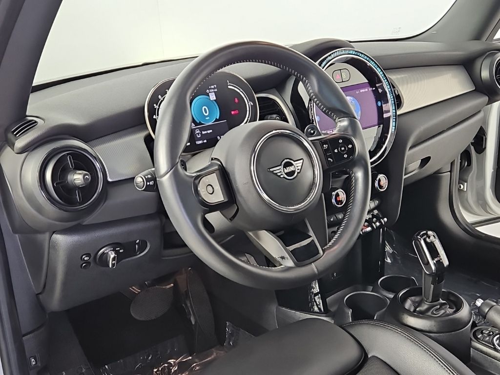 Thumbnail: 2022 MINI Cooper - 25