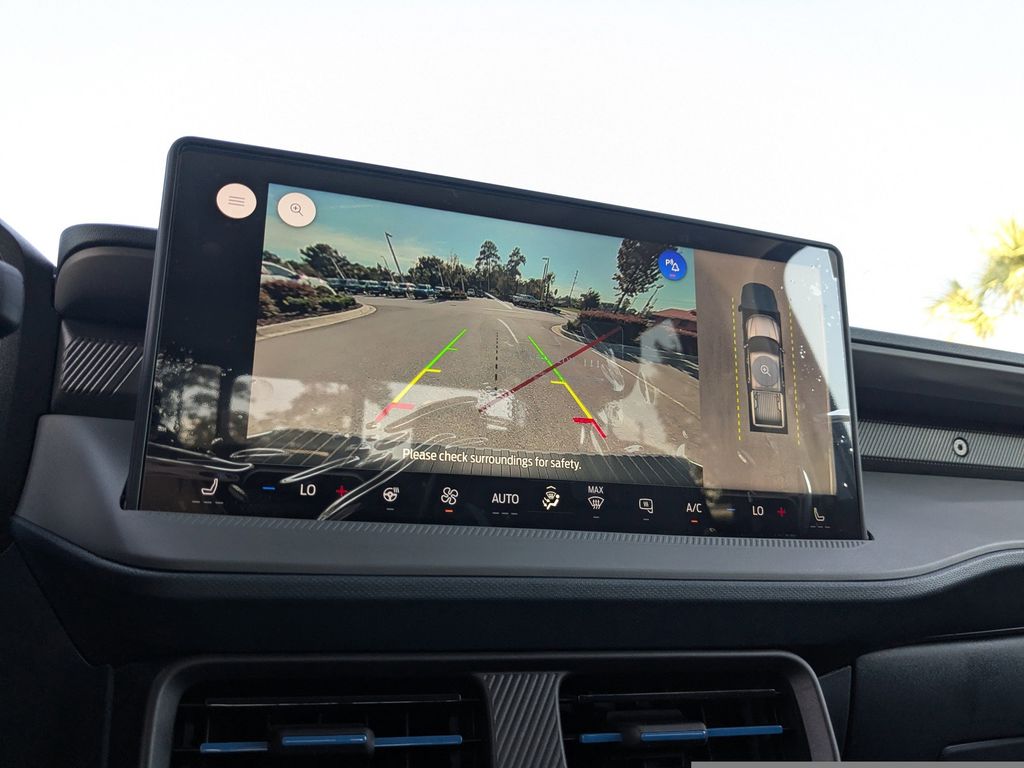 2025 Ford Maverick Lobo