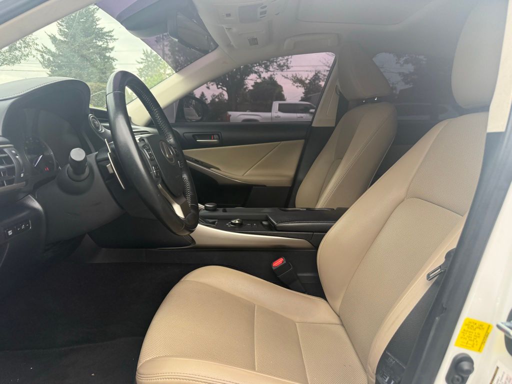 2019 Lexus IS 300