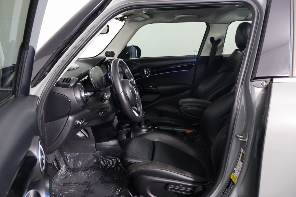 Thumbnail: 2022 MINI Cooper - 10