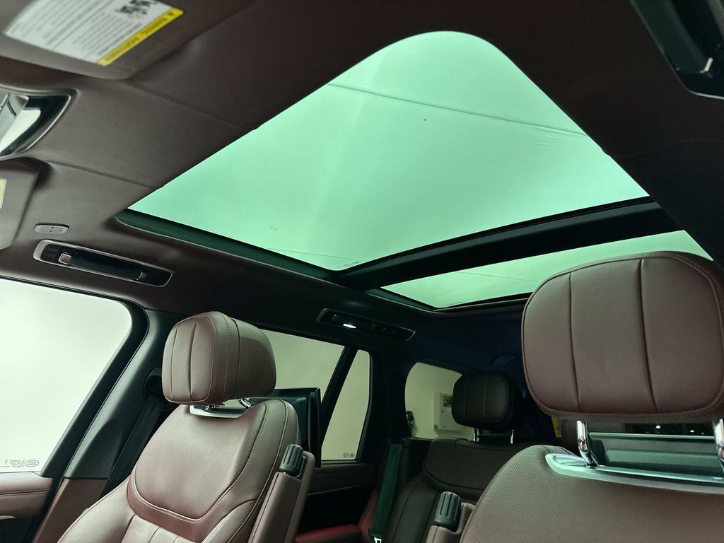 2023 Land Rover Range Rover Autobiography 14