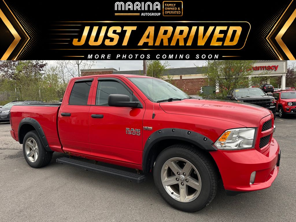 Flame Red Clearcoat 2018 RAM 1500 Pickup Truck Four-Wheel Drive 8-Speed Automatic