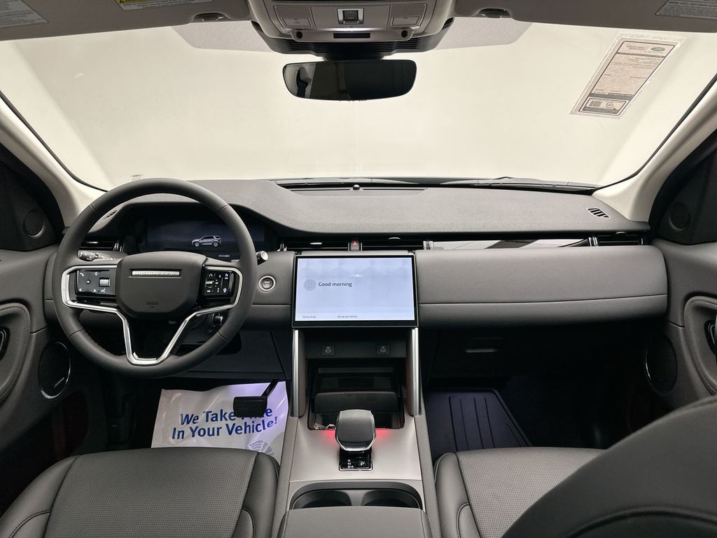 Thumbnail: 2025 Land Rover Discovery Sport - 14