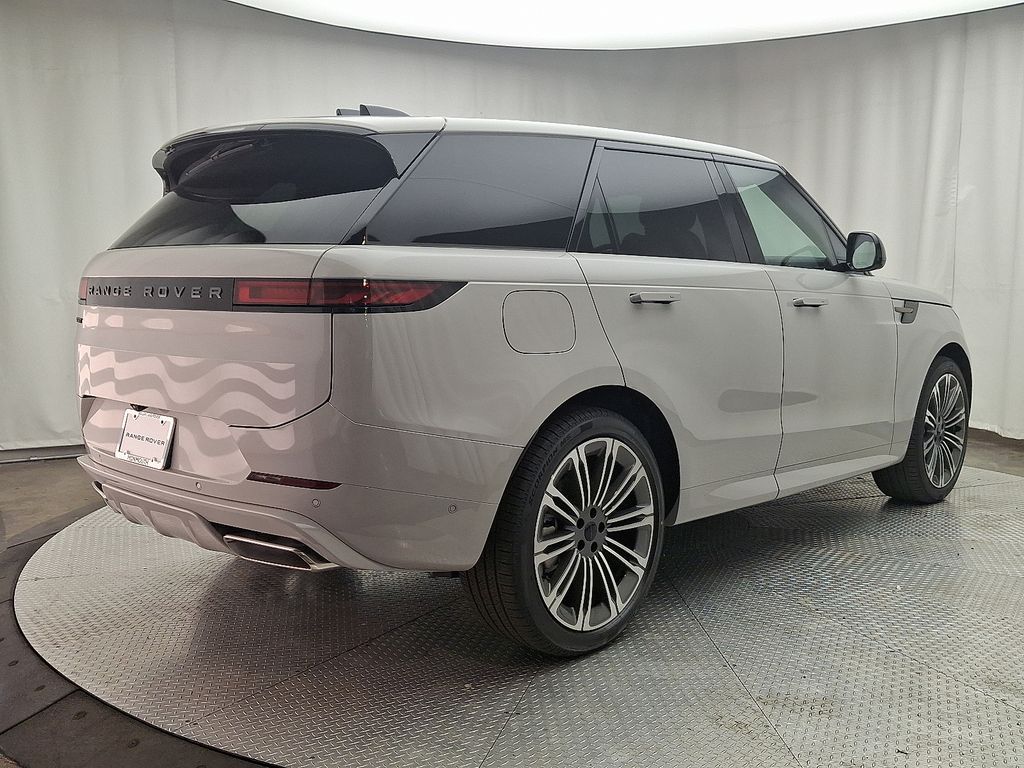 Thumbnail: 2026 Land Rover Range Rover Sport - 3