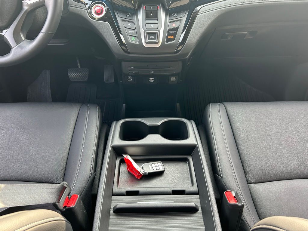 2024 Honda Odyssey Touring 17