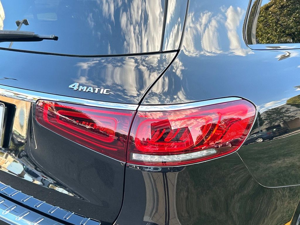 Thumbnail: 2022 Mercedes-Benz GLS - 7