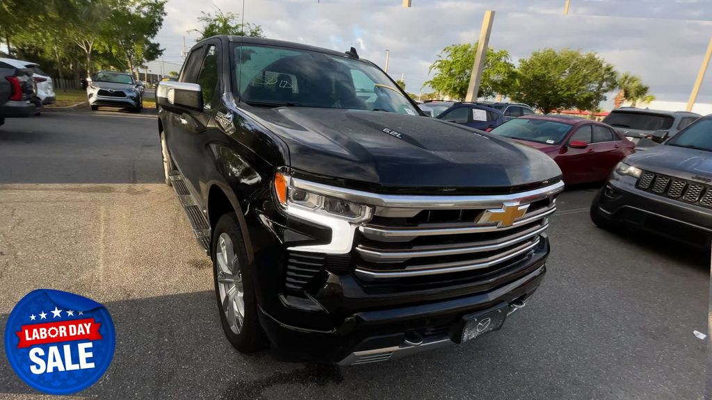 2022 Chevrolet Silverado 1500 High Country - Photo 11