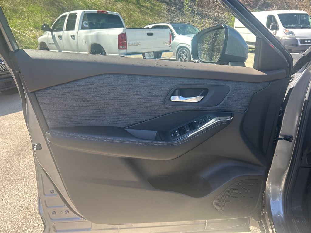 2023 Nissan Rogue SV Gray at Bob Ruth Ford