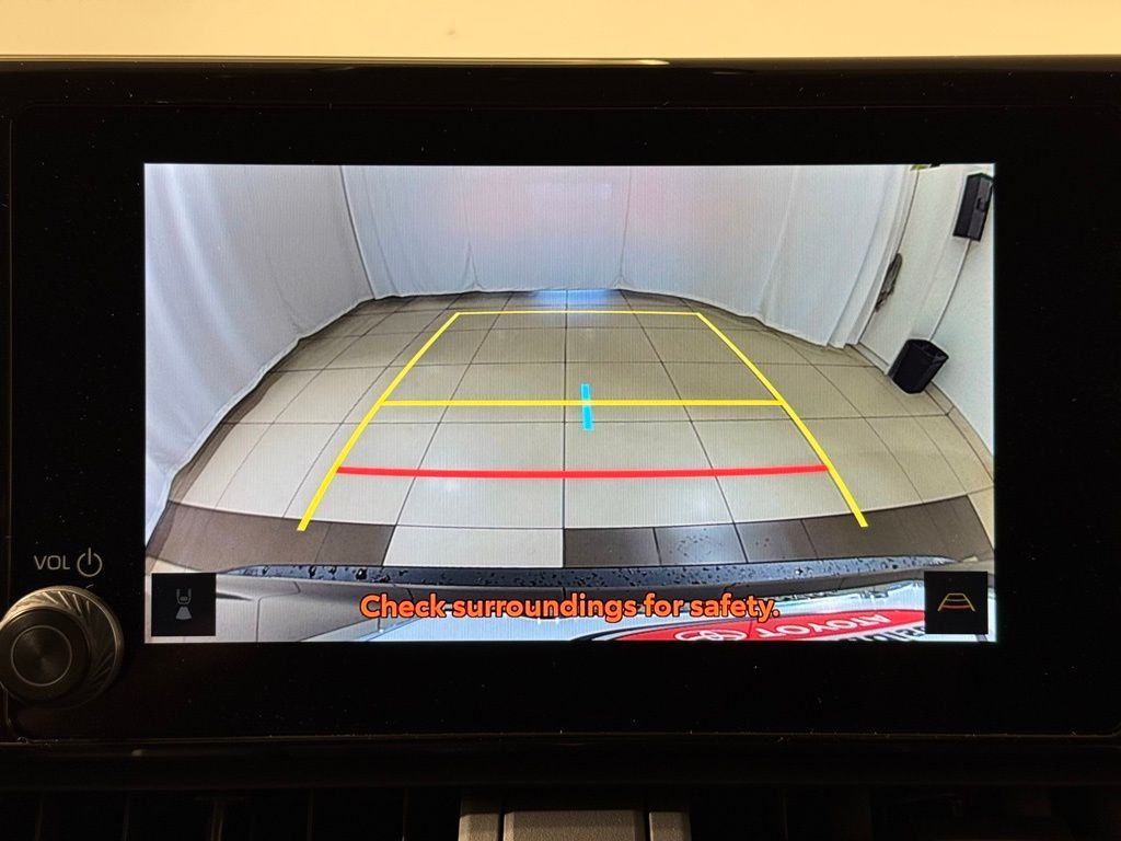 Thumbnail: 2025 Toyota RAV4 - 27