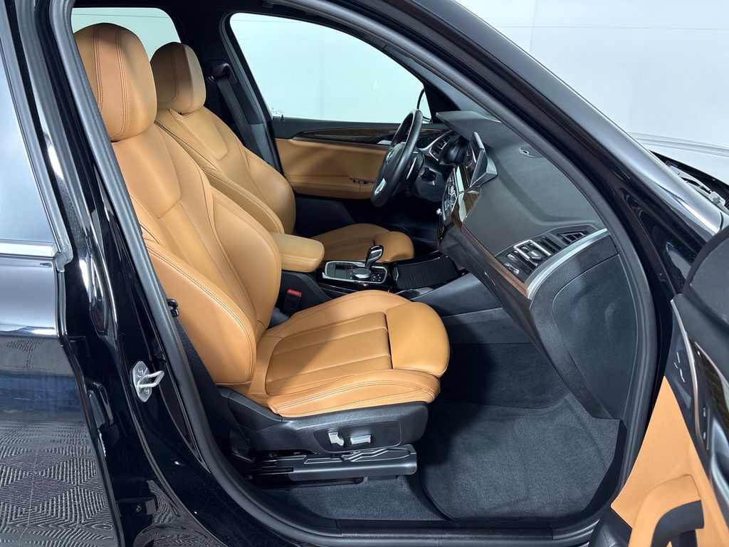 Certified Used 2022 Black BMW xDrive30i image 6