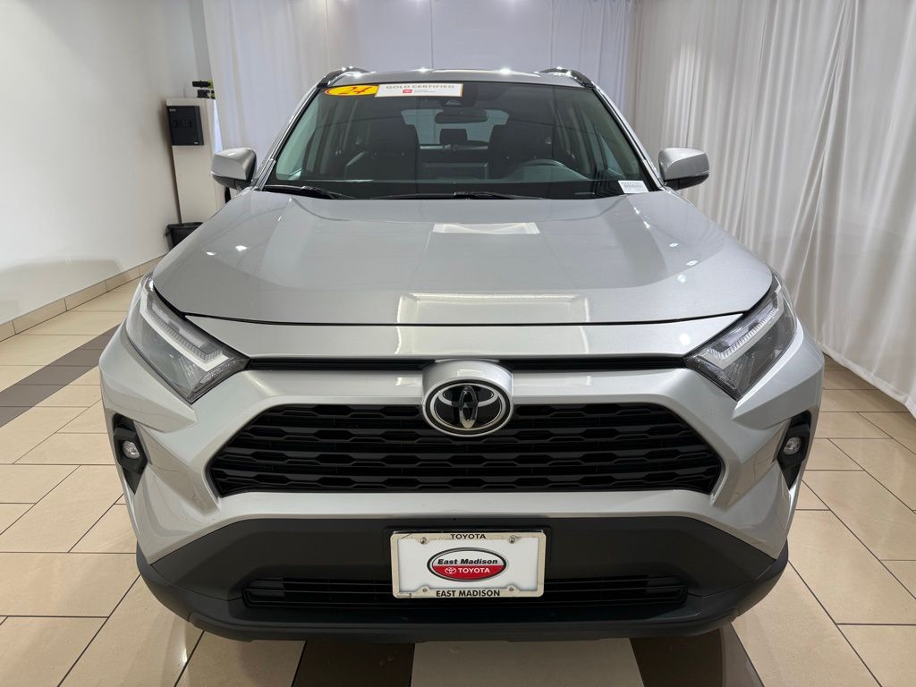 Thumbnail: 2024 Toyota RAV4 - 8