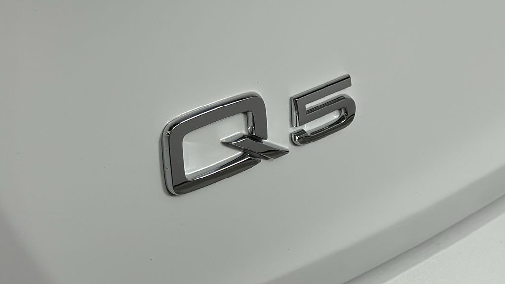 2025 Audi Q5  9