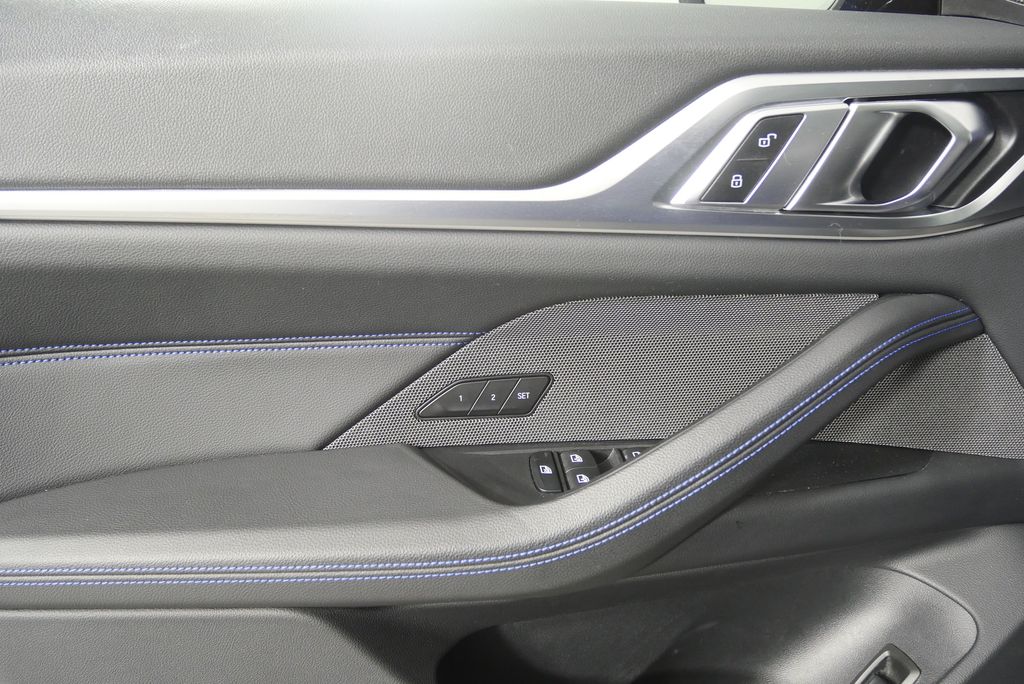 Thumbnail: 2022 BMW 4 Series - 8