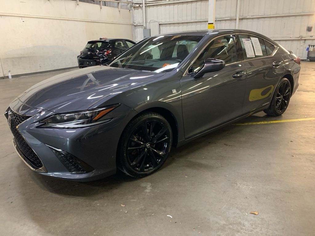 2022 Lexus ES Hybrid 300h F SPORT FWD