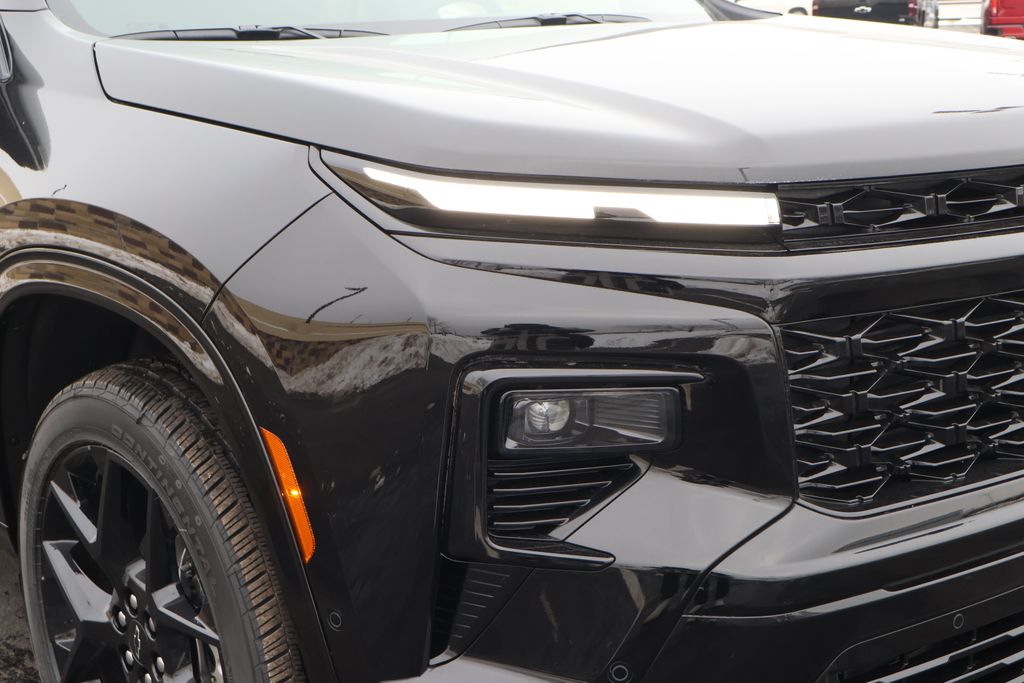 Thumbnail: 2026 Chevrolet Traverse - 3