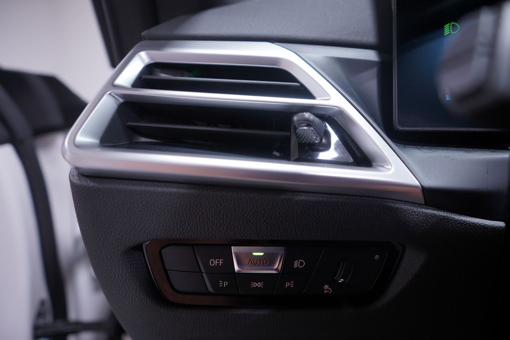 Thumbnail: 2025 BMW 4 Series - 20