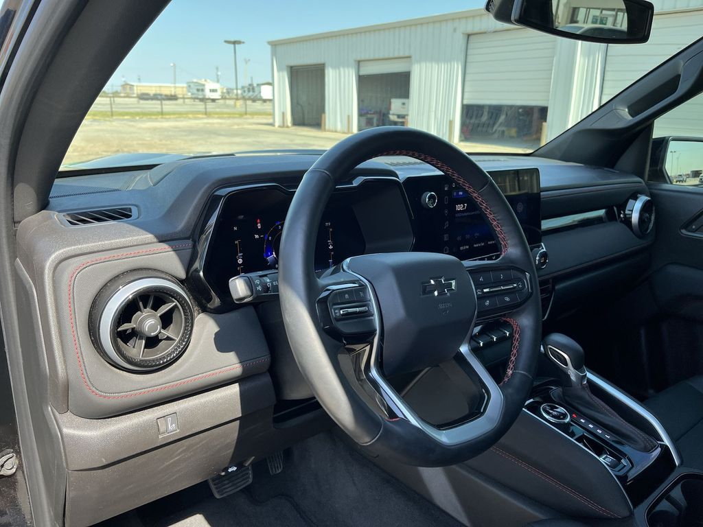 2023 Chevrolet Colorado Z71 10