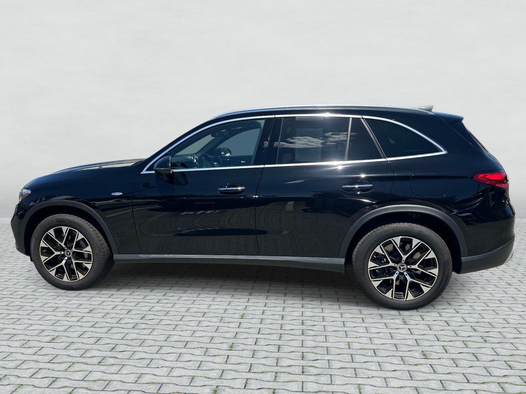 Thumbnail: 2025 Mercedes-Benz GLC - 8