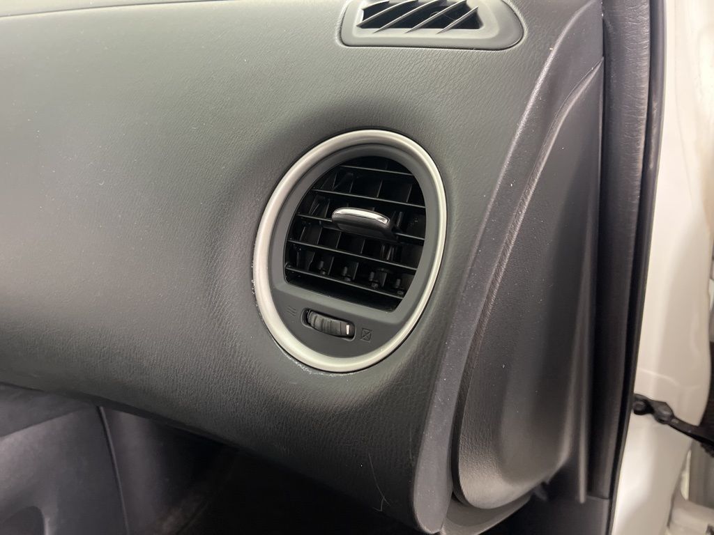 Thumbnail: 2020 Nissan Pathfinder - 9