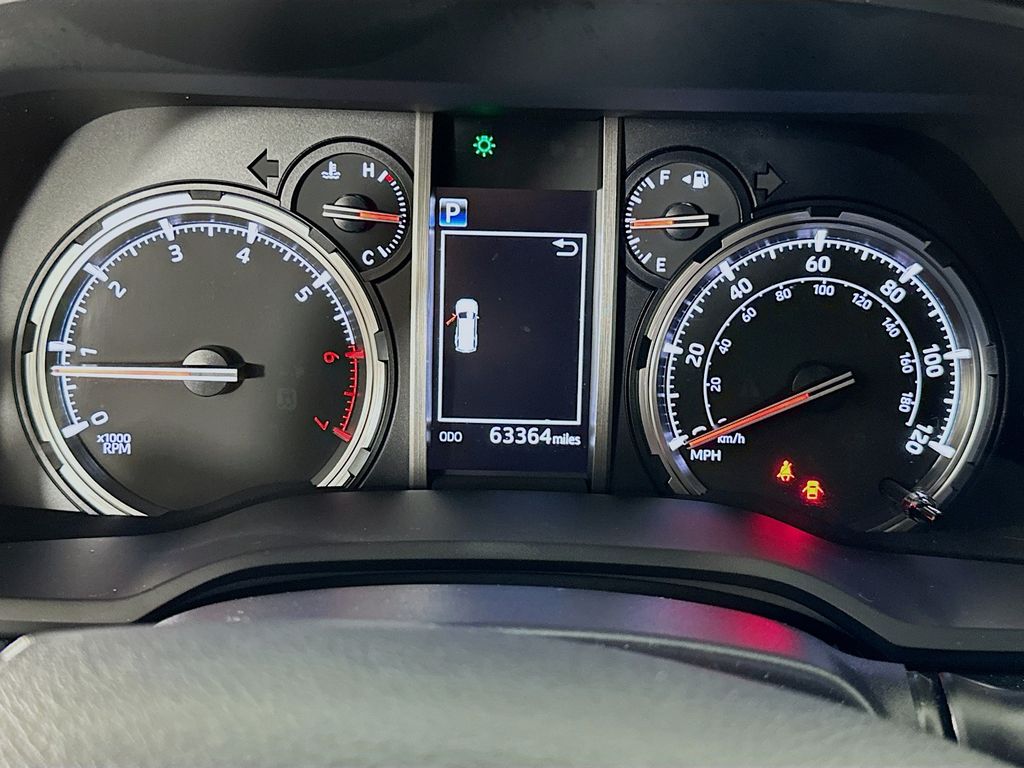 Thumbnail: 2023 Toyota 4Runner - 12