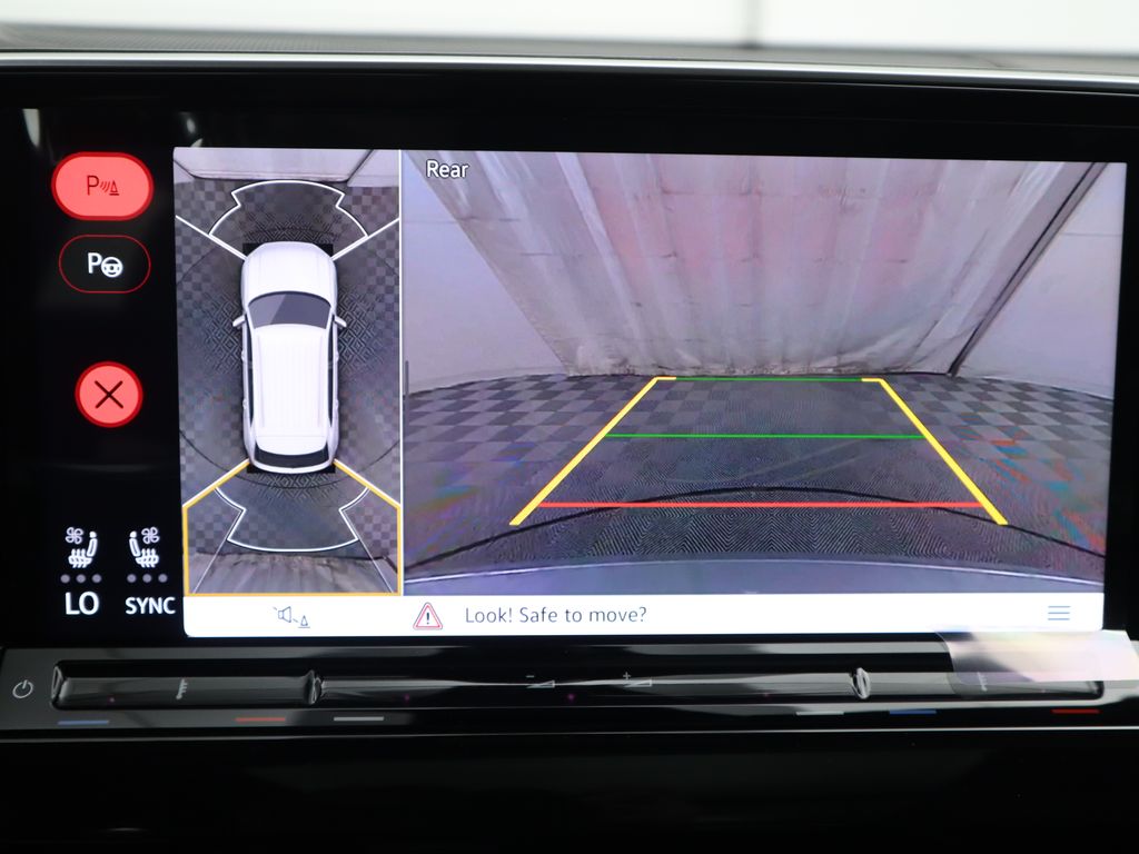 Thumbnail: 2026 Volkswagen Atlas - 16