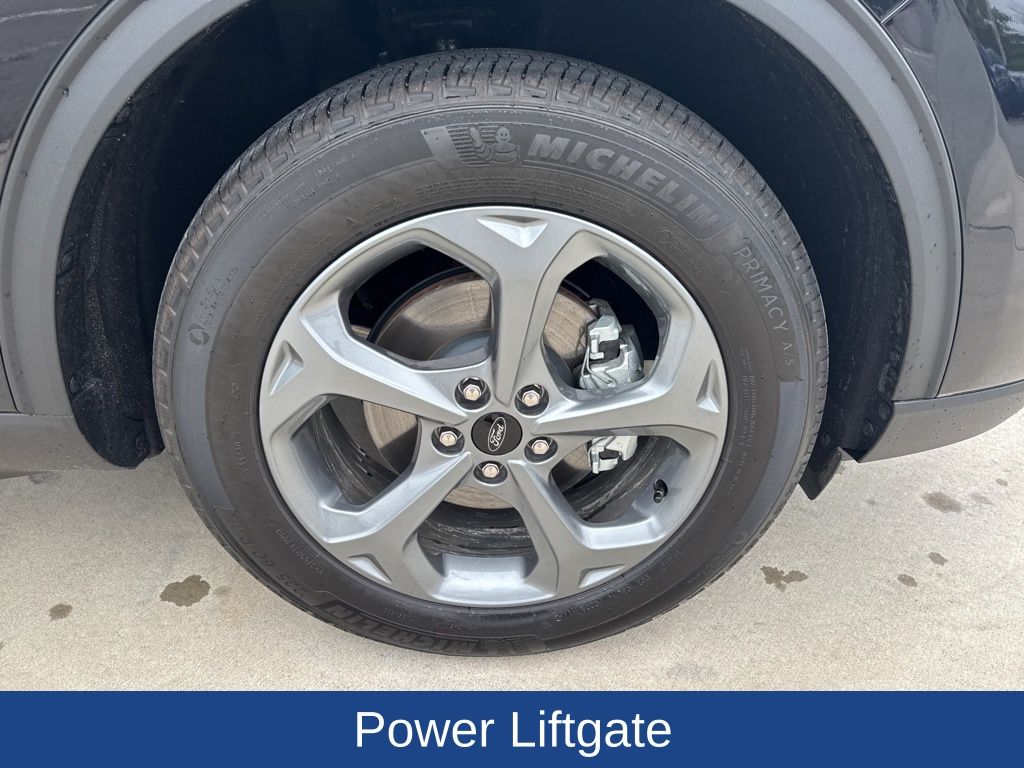 2025 Ford Escape ST-Line Select