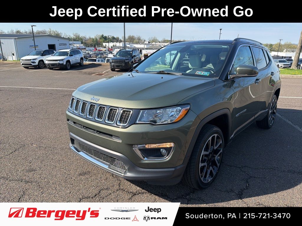 Olive Green Pearlcoat 2018 Jeep Compass Limited 4WD SUV / Crossover Four-Wheel Drive 9-Speed Automatic