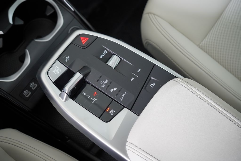 Thumbnail: 2026 BMW X1 - 17