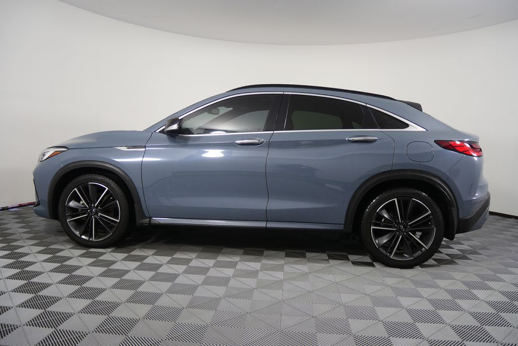 2022 INFINITI QX55 Essential 6